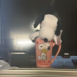 Snoopy Love Is Mug with Plush